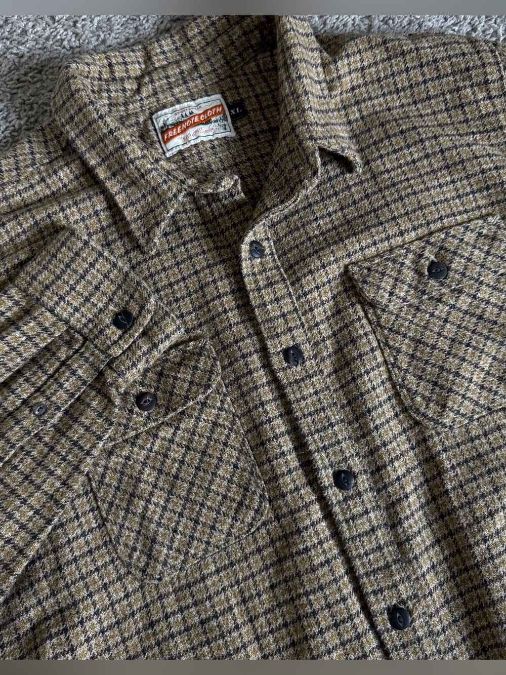 Freenote Cloth Pocket Long Sleeve Button Up Flannel Woven Shirt